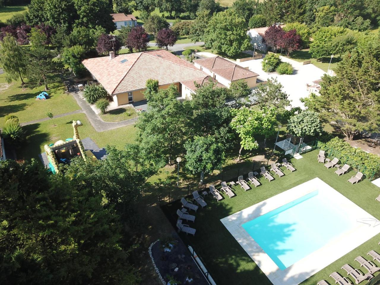 Le Hameau De Saintonge Villa Tonnay-Boutonne Exteriör bild